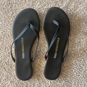 Tkees x SoulCycle leather flip flops